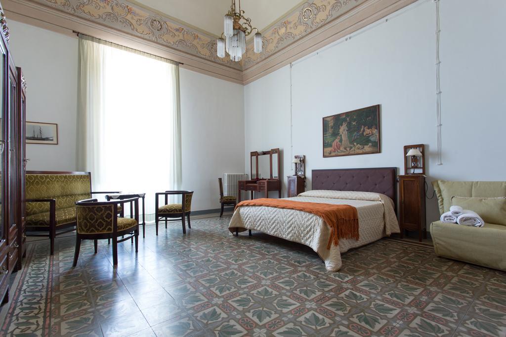 Palazzo Vallebona Gallipoli Exterior photo