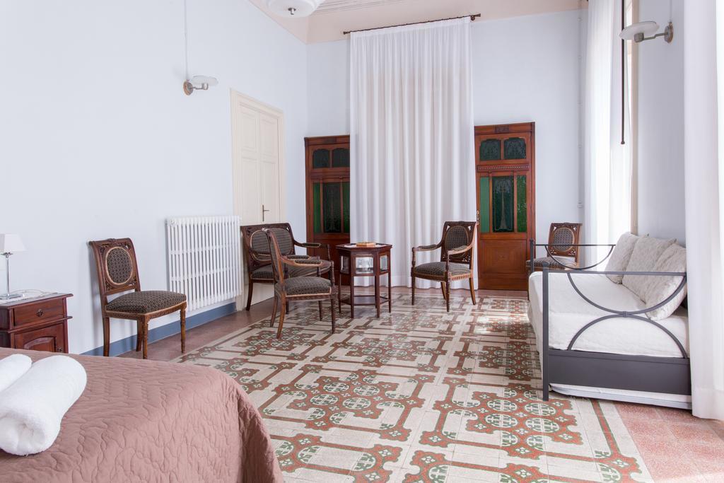 Palazzo Vallebona Gallipoli Exterior photo